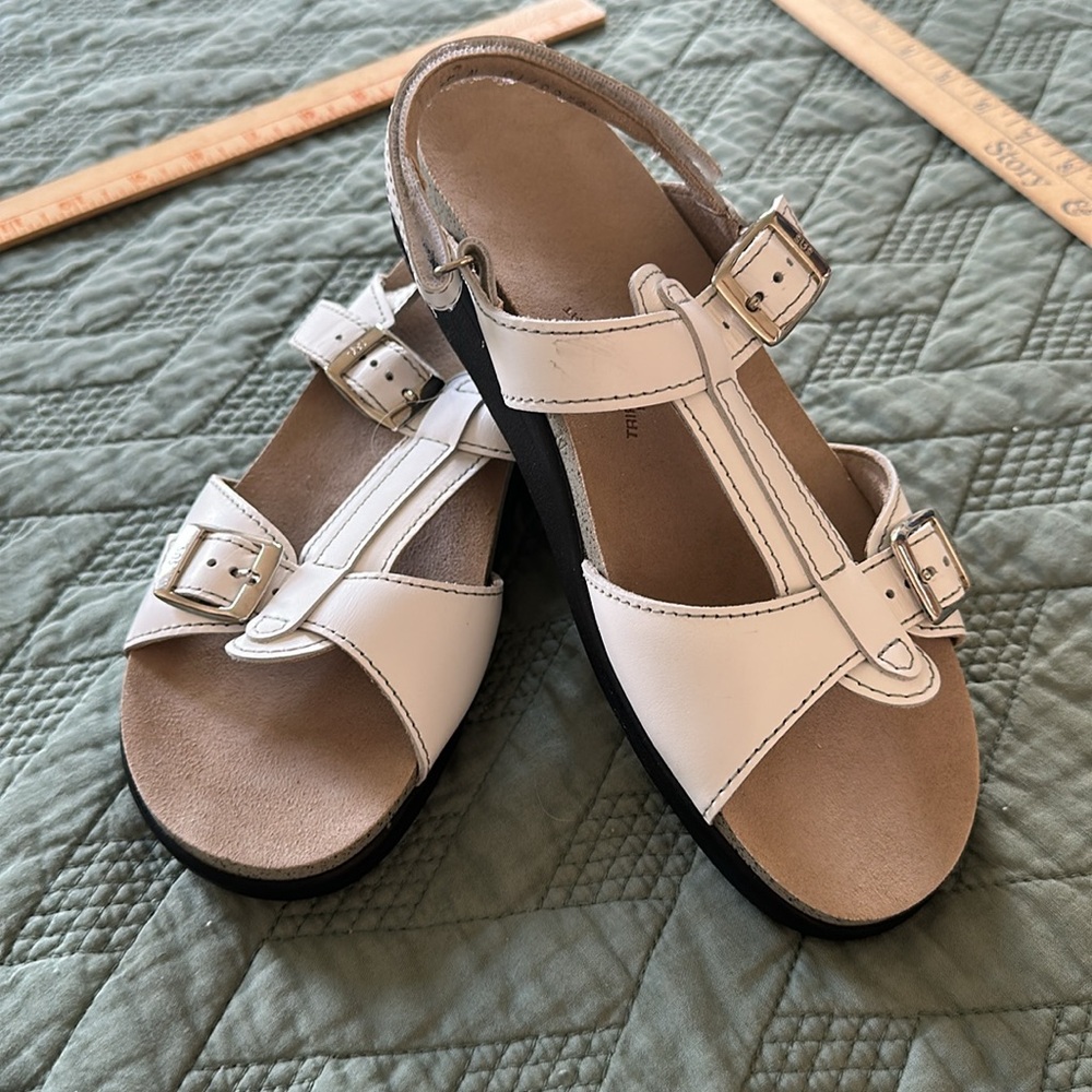 SAS White Leather Buckle Sandals